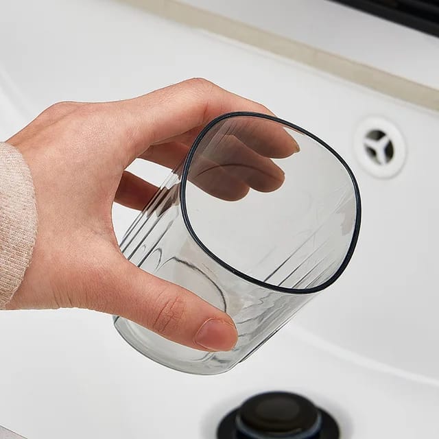 PORTABLE TRANSPARENT TOOTHBRUSH COVERCASE